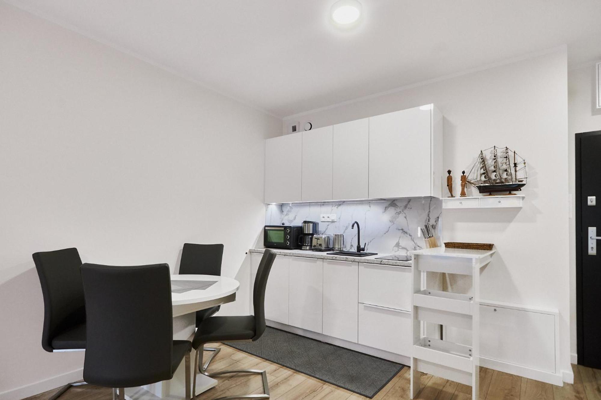 Apartamenty Swinoujscie - Jachtowa ภายนอก รูปภาพ